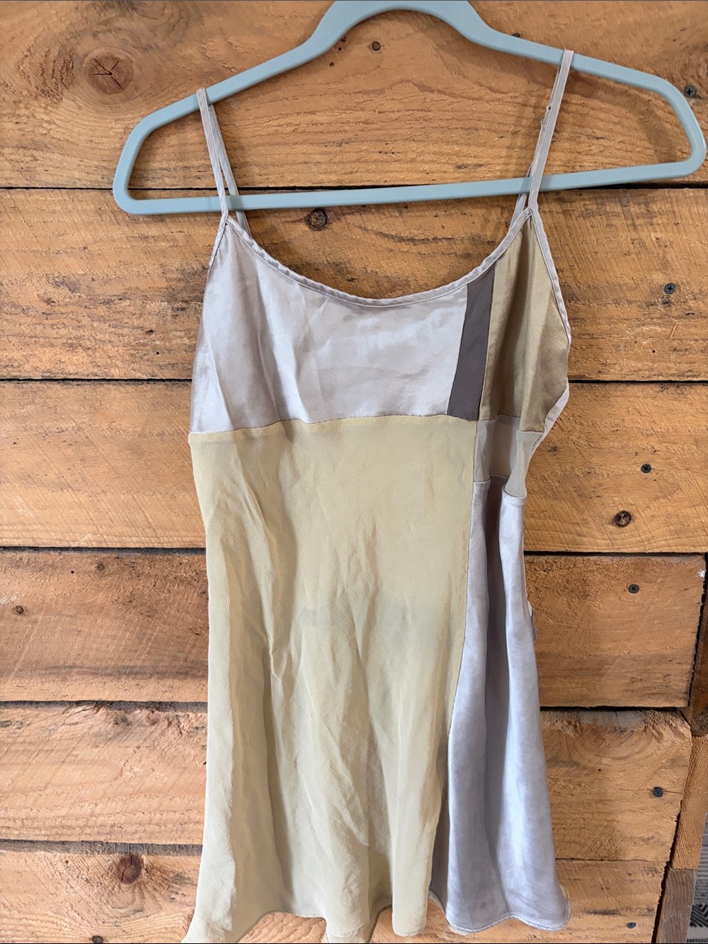 Victoria's Secret Beige & Light Gray Colorblock Slip